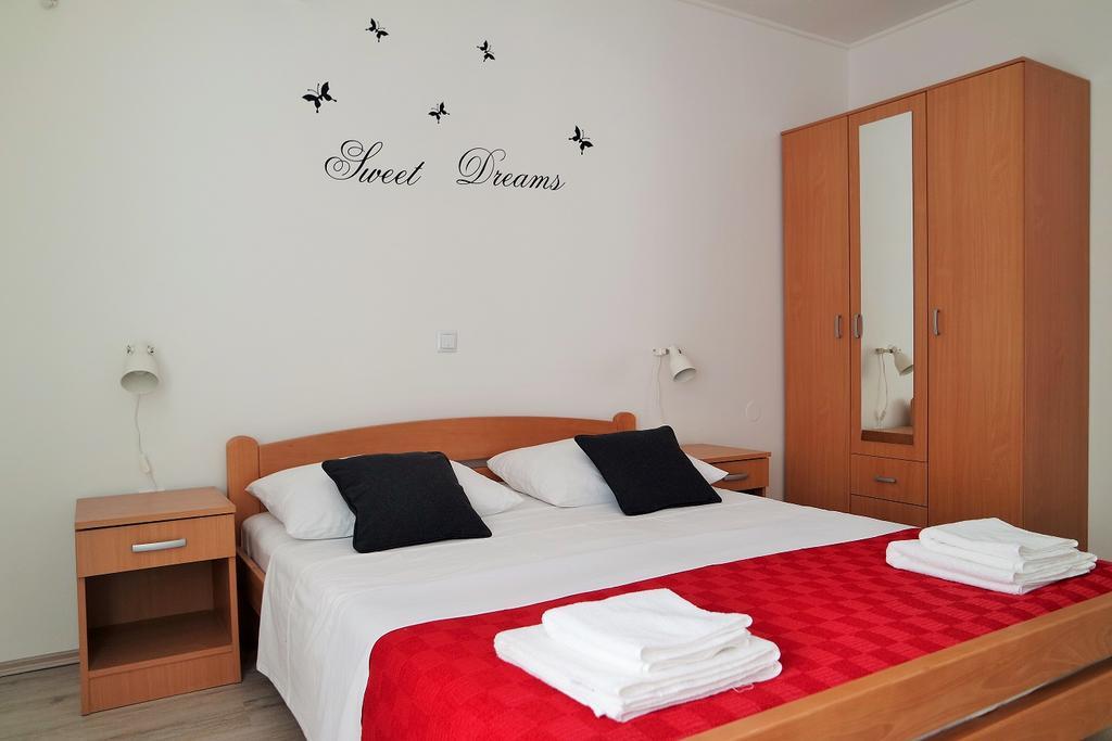 Lenka Apartments I Novalja Extérieur photo